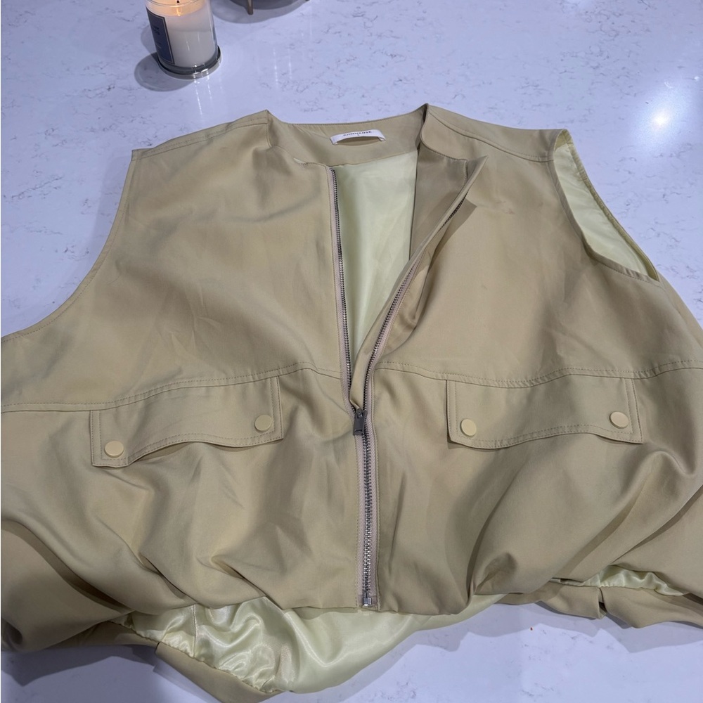 Commense Vest